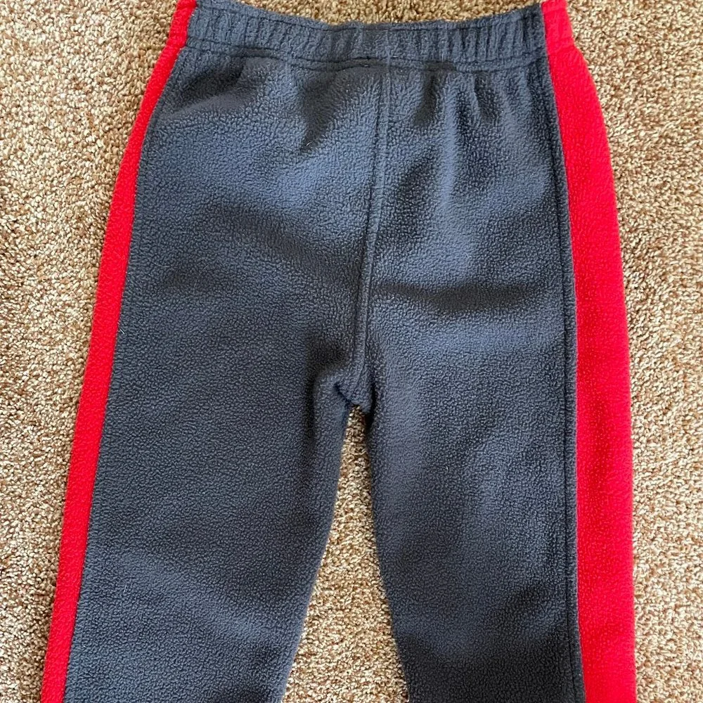 Boys Dunlop grey and red fleece pants 2T